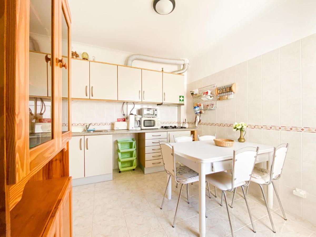 Casa Elza - Apartamento calmo com terraço Espiche Extérieur photo