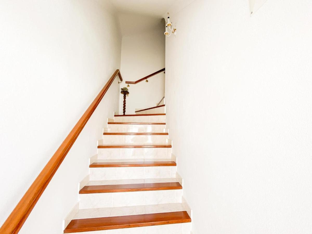 Casa Elza - Apartamento calmo com terraço Espiche Extérieur photo