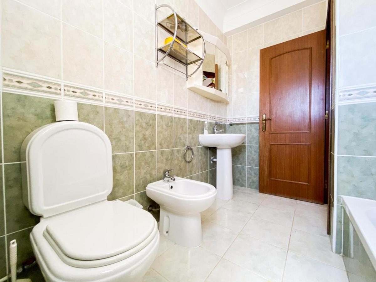 Casa Elza - Apartamento calmo com terraço Espiche Extérieur photo