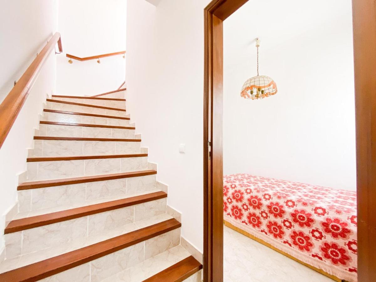 Casa Elza - Apartamento calmo com terraço Espiche Extérieur photo