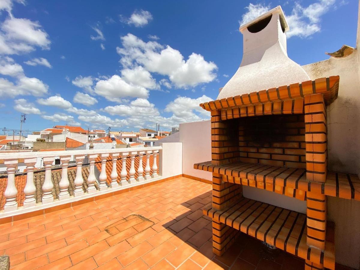 Casa Elza - Apartamento calmo com terraço Espiche Extérieur photo